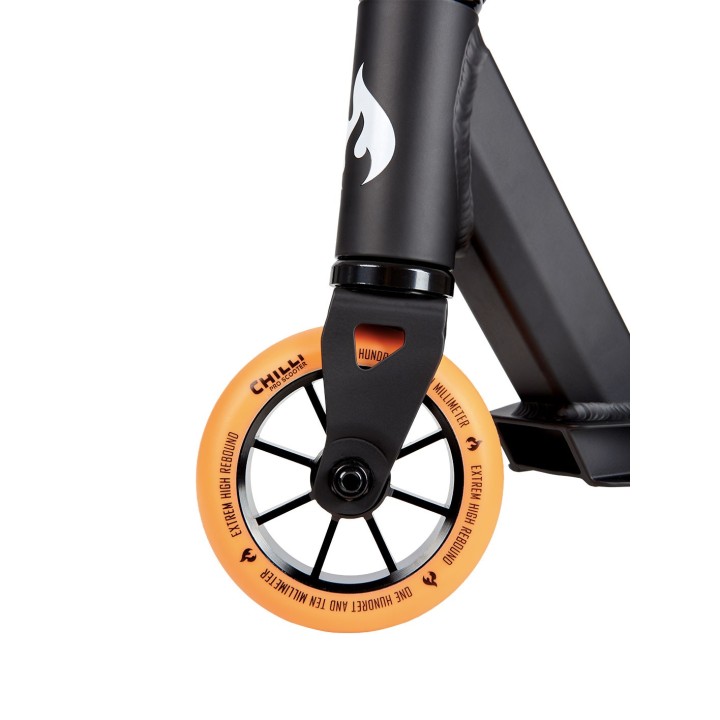 Trottinette Freestyle Chilli Pro scooter Base Orange et Noir